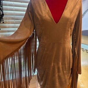 Women’s faux suede brown dress with fringe sleeves
Size large